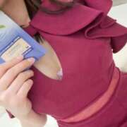 ヒメ日記 2025/12/04 03:08 投稿 ひかる【恋したくなる茶髪美人】 LIPS(リップス)