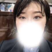 りく 出勤しました😆 神田はっち