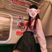 ヒメ日記 2025/12/28 17:30 投稿 舞浜まい ぎゅーぎゅう電車