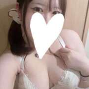 あき お久しぶりです🥹 素敵な女の子は好きですか？
