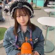 みう 明日から🤍＆ご報告📢 ロイヤルフラッシュ