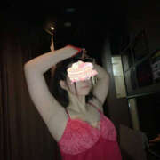 まや 両手塞いでみた🤍🙃 恋愛生欲情の扉