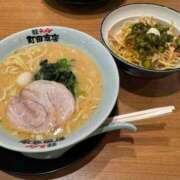 こはる 休憩中に…😋 三重松阪ちゃんこ