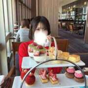 山本はるか★ なんと…😖🩵🩵 elumo(エルモ)