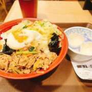 かより 今日も出勤します いざ候 別館