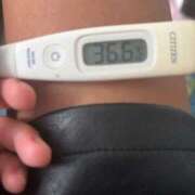 ヒメ日記 2025/10/19 12:57 投稿 【みら】ロリカワ現役学生 コーチと私と、ビート板･･･