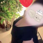 八代なこ 本日12:00～です🐻‍❄️⭐️ 癒されるワイフ