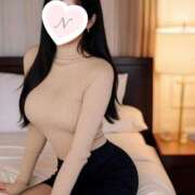 菜々(なな) お花見🌸 ルピナスパルフェ