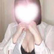 ゆな 今なにしてるのー？💭 金の玉クラブ池袋～密着睾丸マッサージ～