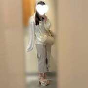 ヒメ日記 2026/05/15 17:17 投稿 りな★完未！潮吹き確定の超新星 Chloe鶯谷・上野店 S級素人清楚系デリヘル