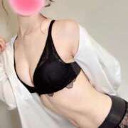 ひかる 🤍はじめまして ぐっすり山田　上野店