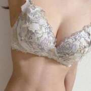 りほ 白い下着 トリプルA