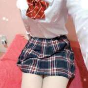 ゆあ 登校しました🏫✨️ 萌えカワ