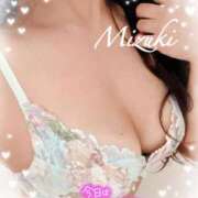 ヒメ日記 2025/10/25 06:15 投稿 みずき【ロイヤルOP対応】 あなたの全てを包み込む　優しいひとづま