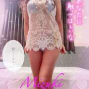 ヒメ日記 2025/10/27 20:02 投稿 みずき【ロイヤルOP対応】 あなたの全てを包み込む　優しいひとづま