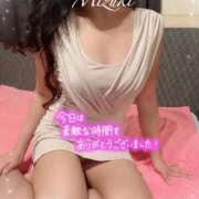 ヒメ日記 2025/11/02 13:01 投稿 みずき【ロイヤルOP対応】 あなたの全てを包み込む　優しいひとづま