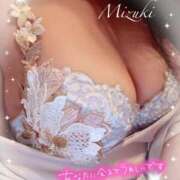 ヒメ日記 2025/11/03 16:02 投稿 みずき【ロイヤルOP対応】 あなたの全てを包み込む　優しいひとづま