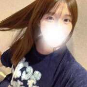 華瀬ゆい ベッドの上では🛏️ ウルトラハピネス