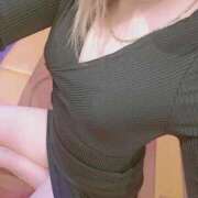 ヒメ日記 2025/11/23 13:21 投稿 りおな‪️ エクレア