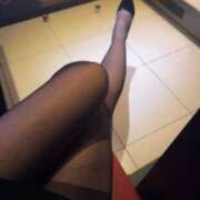 ヒメ日記 2025/10/24 16:37 投稿 いおり パンスト熟女はいやらしい