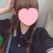 みお 事前にご予約いただけて次枠21:00〜残り1枠になりました🥰️ 派遣型JKリフレ ぷるぷる新宿