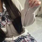 ヒメ日記 2025/10/31 10:40 投稿 みゆう 学校帰りの妹に手コキしてもらった件 梅田