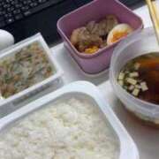 ゆな 今日の職場ランチ 吉原ファーストレディ