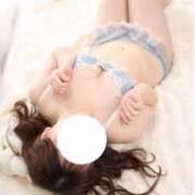 もえの ルンルン🎶 The White