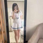 むむ(ロリしか勝たん) 憧れる 学園天国