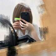 ヒメ日記 2025/10/06 21:22 投稿 みるく 学校帰りの妹に手コキしてもらった件 梅田