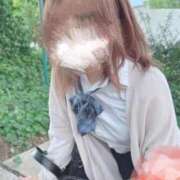 ヒメ日記 2025/10/22 17:23 投稿 みるく 学校帰りの妹に手コキしてもらった件 梅田