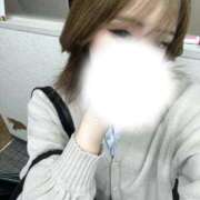 ヒメ日記 2025/11/01 12:00 投稿 みるく 学校帰りの妹に手コキしてもらった件 梅田