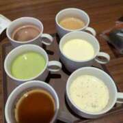 ヒメ日記 2025/10/17 11:45 投稿 ななほ 池袋モンデミーテ（シンデレラグループ）