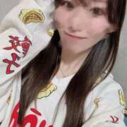 まこと ♥️♥️餃子パーカー ルピナス