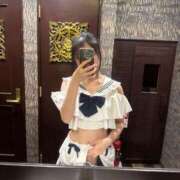 ヒメ日記 2025/11/09 14:20 投稿 ゆうり姫 I know すい～つ 生クリームpie