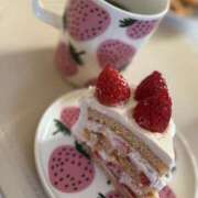 月影せれな 🍓いちごケーキ🍓 色気あるワイフ