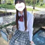 ヒメ日記 2025/10/08 14:50 投稿 すみれ 学校帰りの妹に手コキしてもらった件 梅田