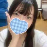 藤崎みりあ 12月よろしくお願いします‎🤍 e女商事 池袋店