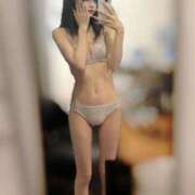 きな 『夜はね、もっと甘えちゃうの…』 E+アイドルスクール新宿・歌舞伎町店