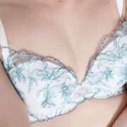 凛莉-RIRI- 出勤♡ luxury aroma 咲