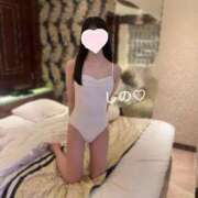 しの★清廉潔白アイドル系美少女 レッスン🤍㊙️ S級素人清楚系デリヘル chloe