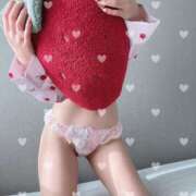 ヒメ日記 2025/12/15 17:05 投稿 真白 　おと☆優雅な色白美人さん ～地元厳選美女がお出迎え～私の部屋にキテネ！トレビの泉