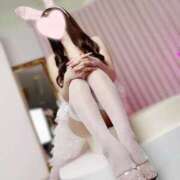 モモ 🍓ぎゅーしよ🤍 いたずらバニーちゃん