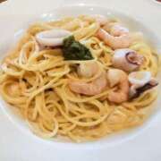 ヒメ日記 2025/10/15 02:12 投稿 アイビー 飾窓