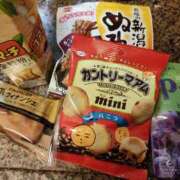 ヒメ日記 2025/12/09 04:42 投稿 アイビー 飾窓