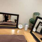 ヒメ日記 2025/11/24 12:21 投稿 湾内はゆる 麗しいマダム