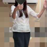 ヒメ日記 2025/10/27 21:46 投稿 神崎えみり ミセスレディ