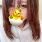 雫　あめ しゅっ！ ノーパンパンスト スケベなOL梅田・兎我野店