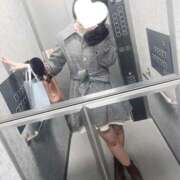 ヒメ日記 2025/12/04 10:09 投稿 青葉　いちか 搾精研究所