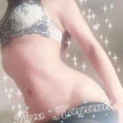 ヒメ日記 2025/12/11 10:51 投稿 加賀美りょう 池袋㊙エステ～フル勃起～